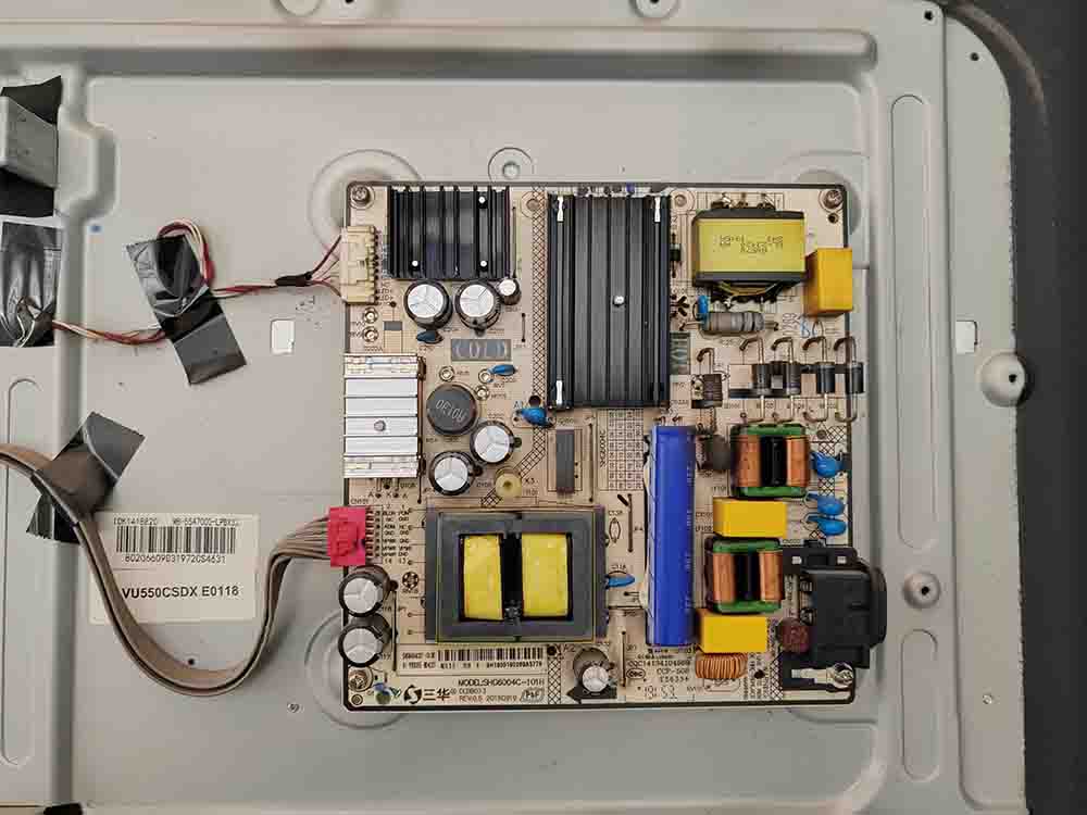 تعویض بکلایت 55XTU725 | ایکس ویژن | شرق